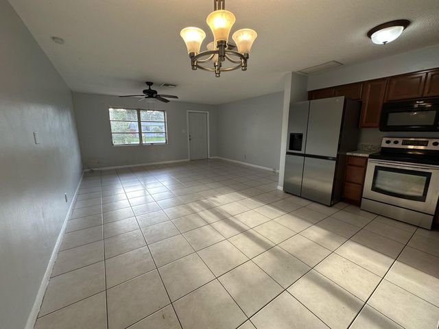 8500 Sunset Drive, Palm Beach Gardens, FL 33410