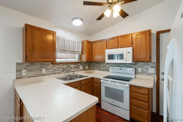 20714 Colman Street, Clinton Township, MI 48035