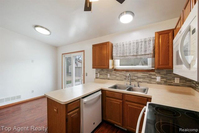 20714 Colman Street, Clinton Township, MI 48035