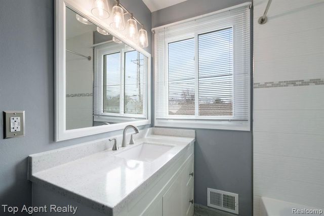 20714 Colman Street, Clinton Township, MI 48035