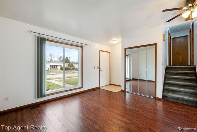 20714 Colman Street, Clinton Township, MI 48035