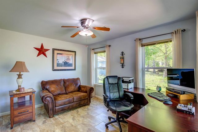 1462 Pr 8692, Winnsboro, TX 75494