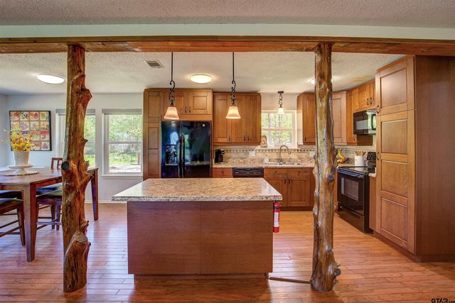1462 Pr 8692, Winnsboro, TX 75494