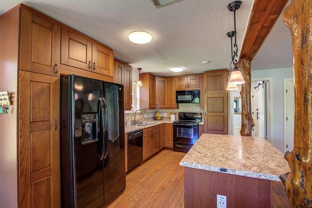 1462 Pr 8692, Winnsboro, TX 75494