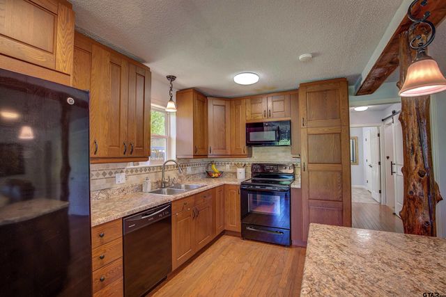 1462 Pr 8692, Winnsboro, TX 75494