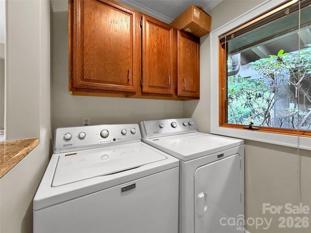 70 Calhoun Ridge Road, Waynesville, NC 28786