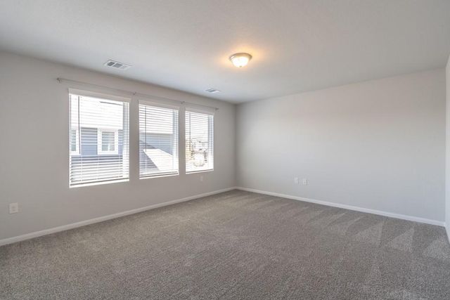 215 Roaming DR, Hutto, TX 78634