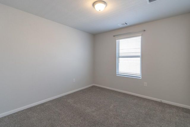 215 Roaming DR, Hutto, TX 78634
