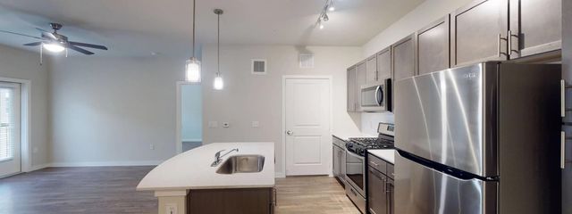 3530 West 12th Street 4303, Houston, TX 77008