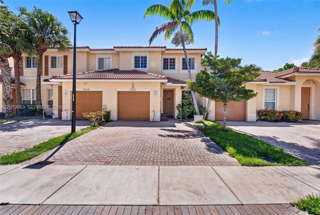 3251 NW 32nd Terrace, Oakland Park, FL 33309