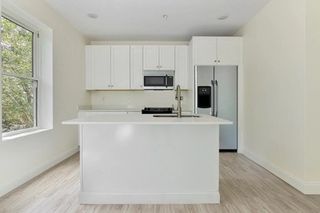 123 Intervale St 2, Boston, MA 02121