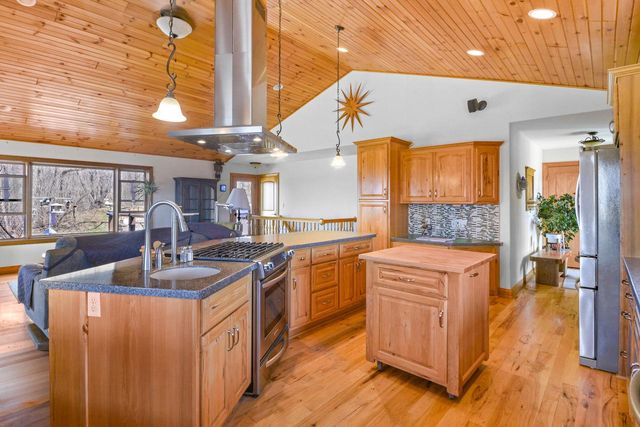 4008 Ridge ROAD, Kewaskum, WI 53040