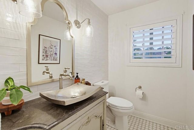 1664 Alta Vista Drive 1 and 2, Vista, CA 92084