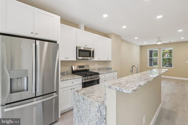 729 MADISON ST NW, Washington, DC 20011