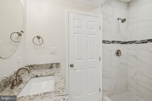 729 MADISON ST NW, Washington, DC 20011