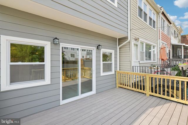 729 MADISON ST NW, Washington, DC 20011