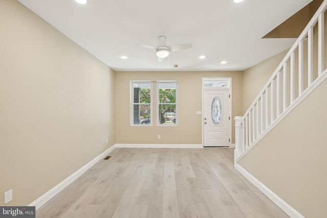 729 MADISON ST NW, Washington, DC 20011