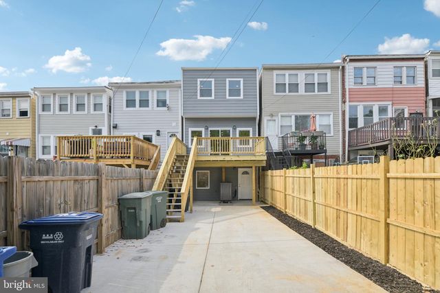 729 MADISON ST NW, Washington, DC 20011