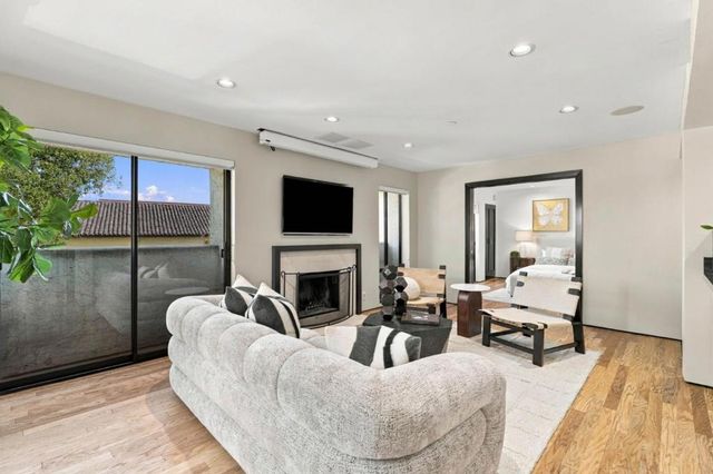 165 Forest Avenue 2C, Palo Alto, CA 94301