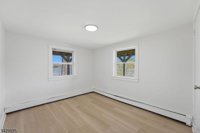 78 Koclas Dr, Netcong Boro, NJ 07857