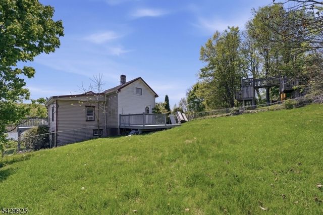 78 Koclas Dr, Netcong Boro, NJ 07857