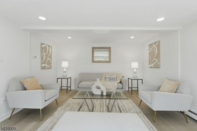 78 Koclas Dr, Netcong Boro, NJ 07857