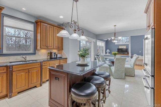 86 Louise Court, Riverhead, NY 11901