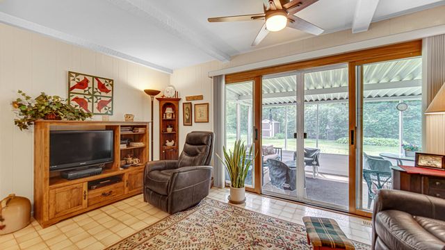 1053 Avondale Avenue, Valparaiso, IN 46385