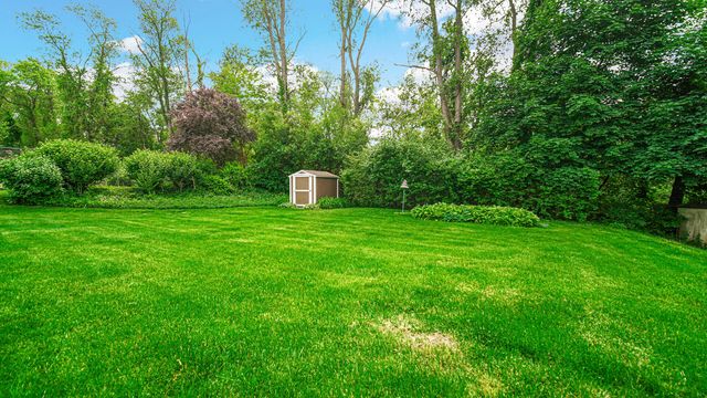 1053 Avondale Avenue, Valparaiso, IN 46385