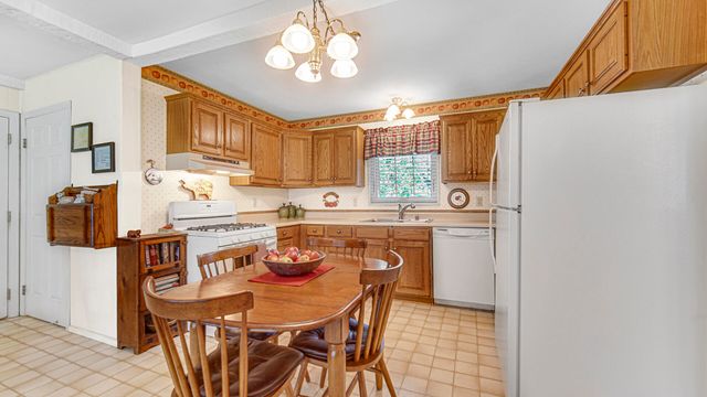 1053 Avondale Avenue, Valparaiso, IN 46385