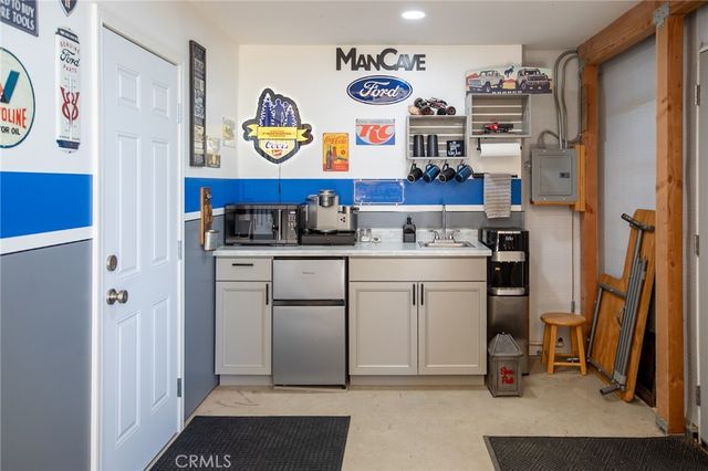 29200 Acorn Ct, Coarsegold, CA 93614