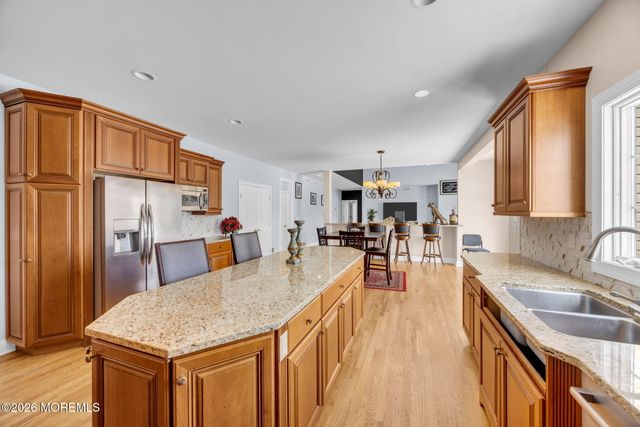 201 Sidney Road, Pittstown, NJ 08867
