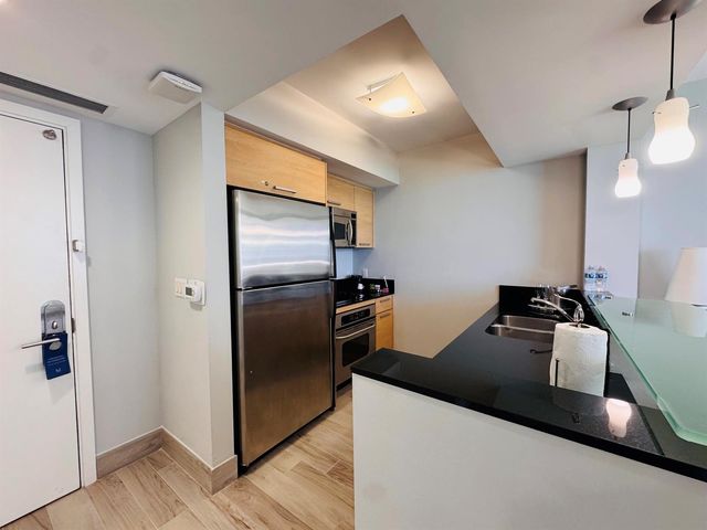 18683 Collins Avenue 2303, Sunny Isles Beach, FL 33160