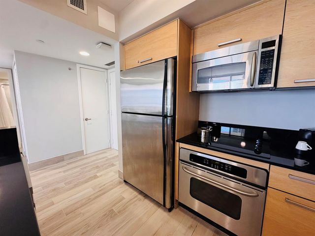 18683 Collins Avenue 2303, Sunny Isles Beach, FL 33160