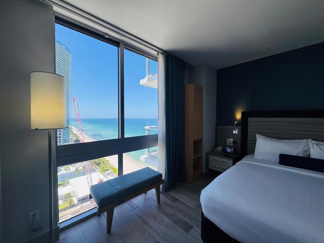 18683 Collins Avenue 2303, Sunny Isles Beach, FL 33160