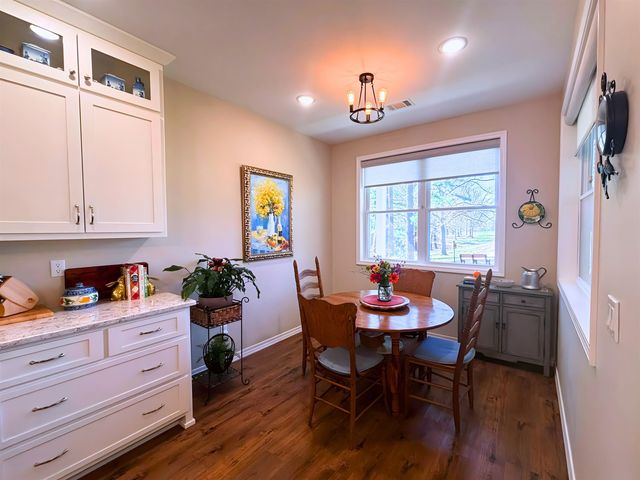 1 Nascapi Trace, Cherokee Village, AR 72529