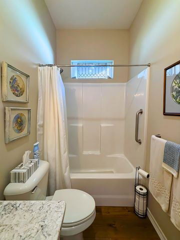 1 Nascapi Trace, Cherokee Village, AR 72529