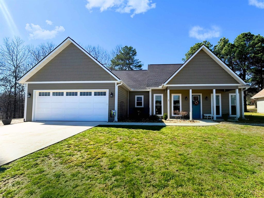 1 Nascapi Trace, Cherokee Village, AR 72529