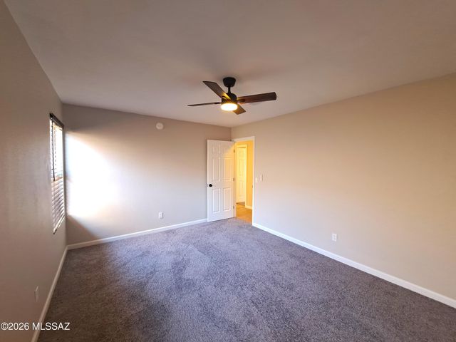1588 W Swisher Place, Tucson, AZ 85746