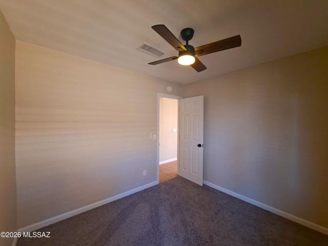 1588 W Swisher Place, Tucson, AZ 85746