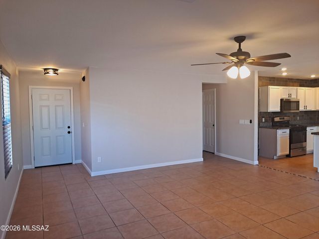 1588 W Swisher Place, Tucson, AZ 85746
