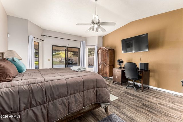 2115 W SHAWNEE Drive, Chandler, AZ 85224