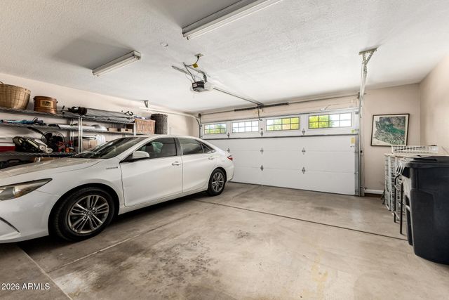 2115 W SHAWNEE Drive, Chandler, AZ 85224