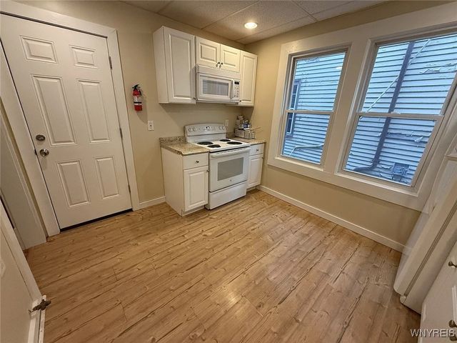 76 Vernon Place Lower, Buffalo, NY 14214