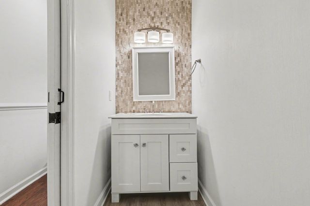 1513 26th Ave N, North Myrtle Beach, SC 29582