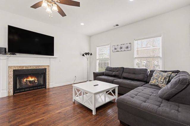 1513 26th Ave N, North Myrtle Beach, SC 29582