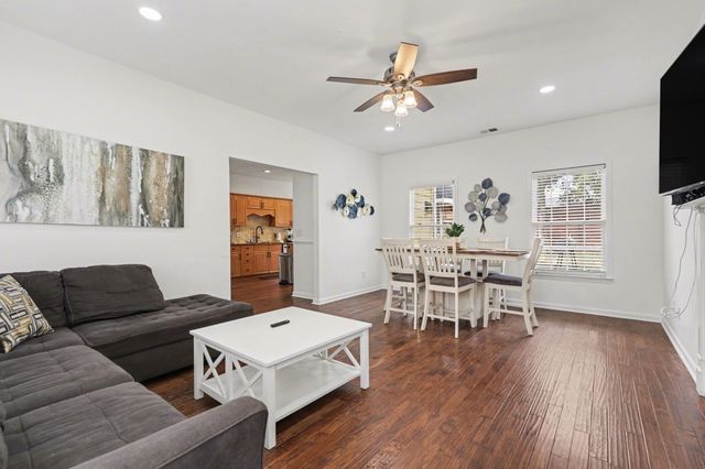 1513 26th Ave N, North Myrtle Beach, SC 29582