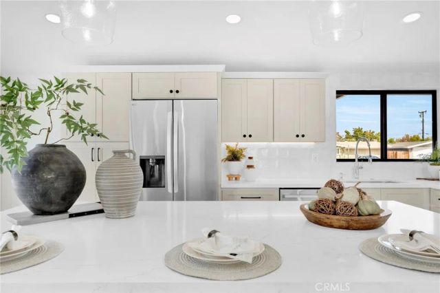 3064 Gibraltar, Costa Mesa, CA 92626