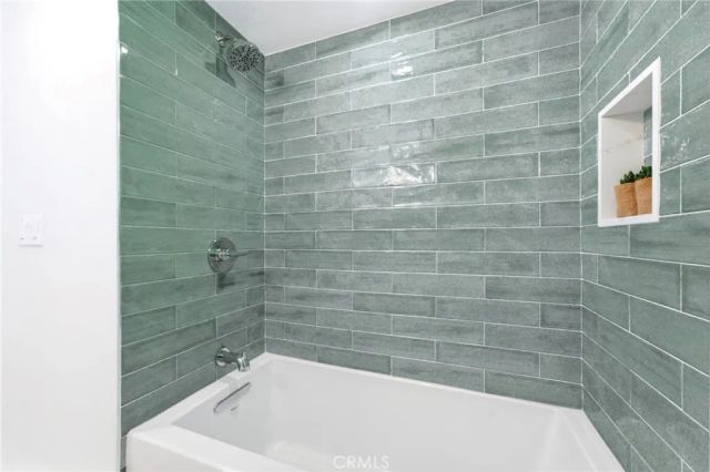 3064 Gibraltar, Costa Mesa, CA 92626