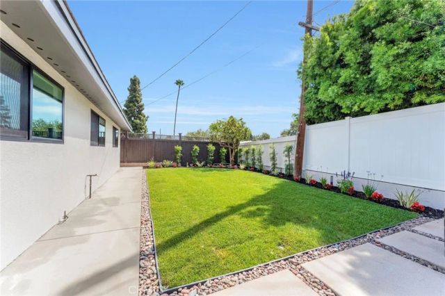 3064 Gibraltar, Costa Mesa, CA 92626